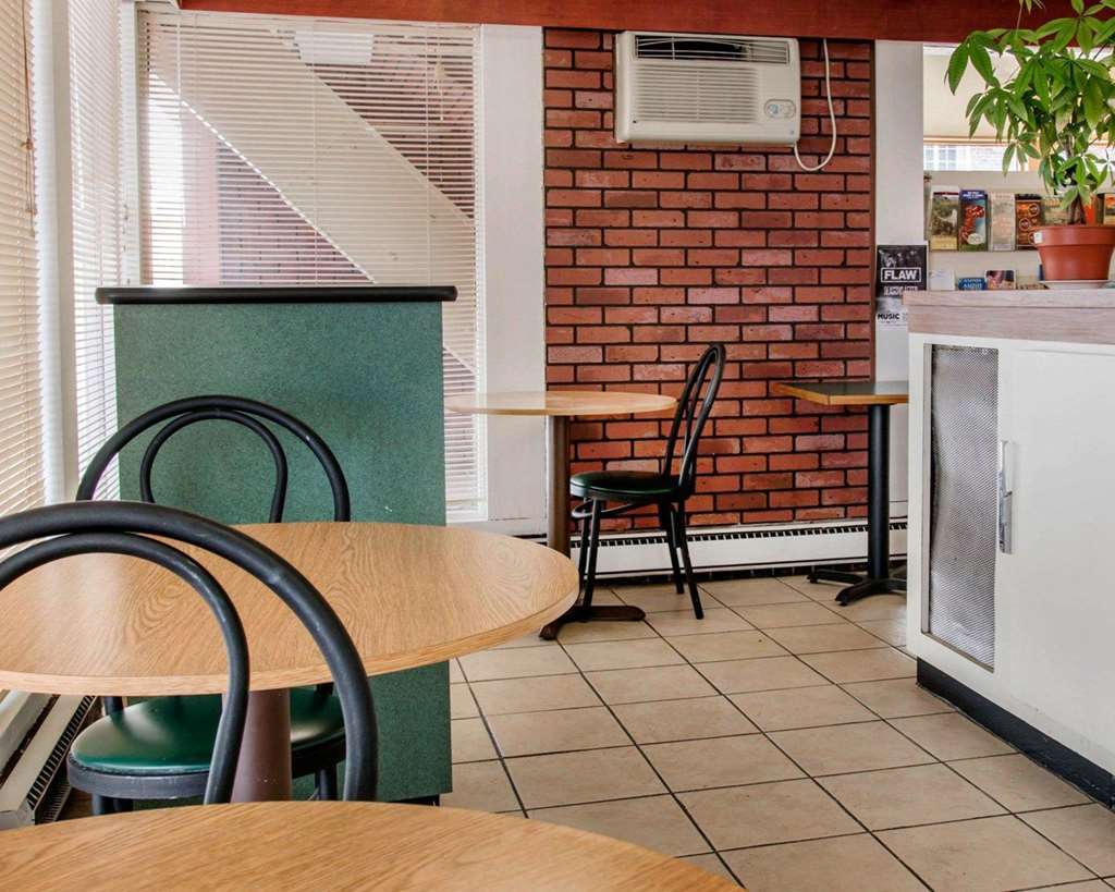 Econo Lodge Battle Creek Restaurant foto